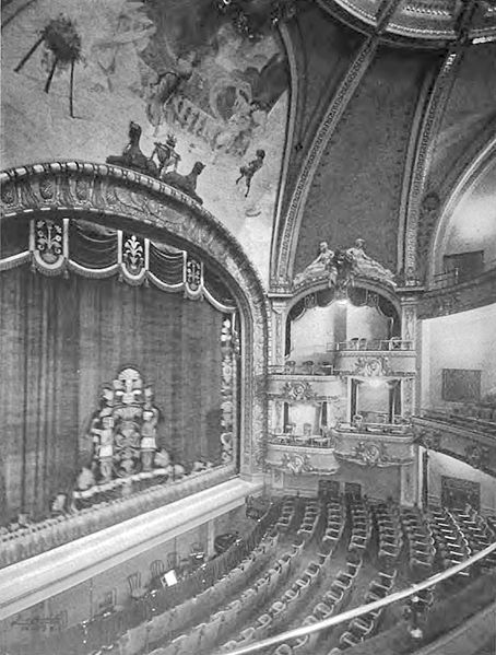 Interior of the Eltinge Theatre in 1912