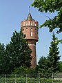 Wasserturm Eutin mit Grünanlage