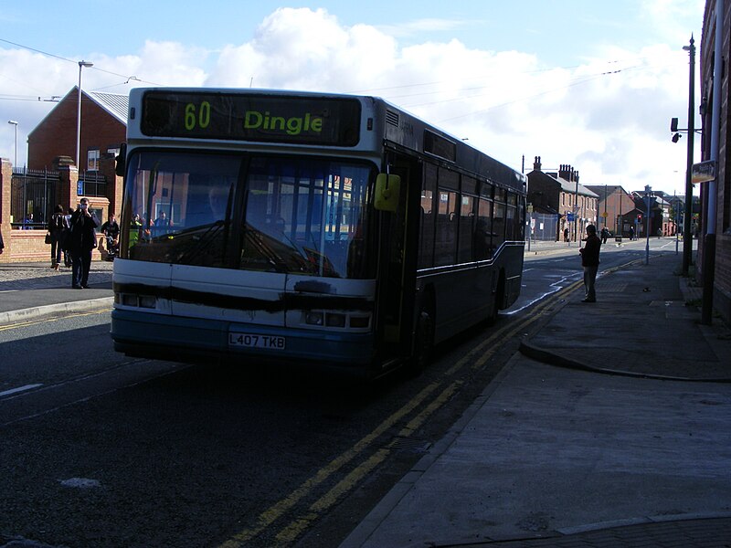 File:Ex-Arriva North West bus 6407 (L407 TKB), 2008 Wirral bus and tram show (2).jpg