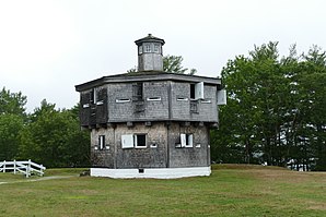 Fort Edgecomb view from picnic area.jpg