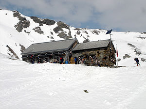 The Fridolinshütte in April 2006