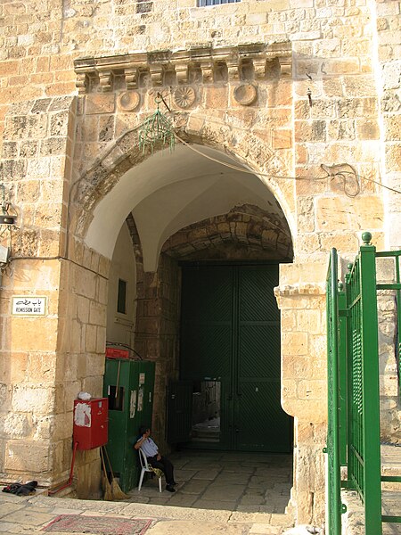 קובץ:Gates of old city of jerusalem Palestine (19).jpg