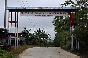 Gerbang salamaik datang di desa Bukit Harapan