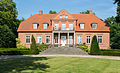 Manor complex with manor house and horse stable