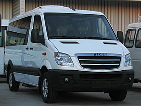 Higer Paradise Bus 2014 (14670393156).jpg