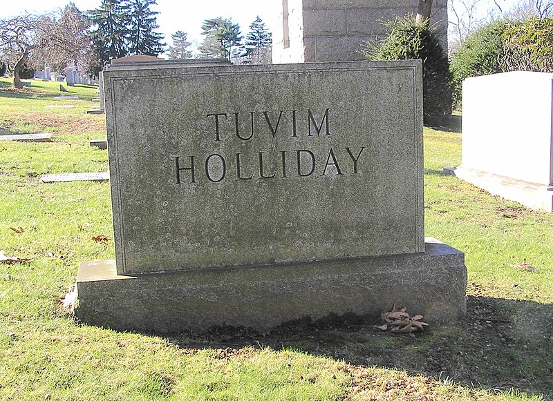 File:Holliday grave.JPG