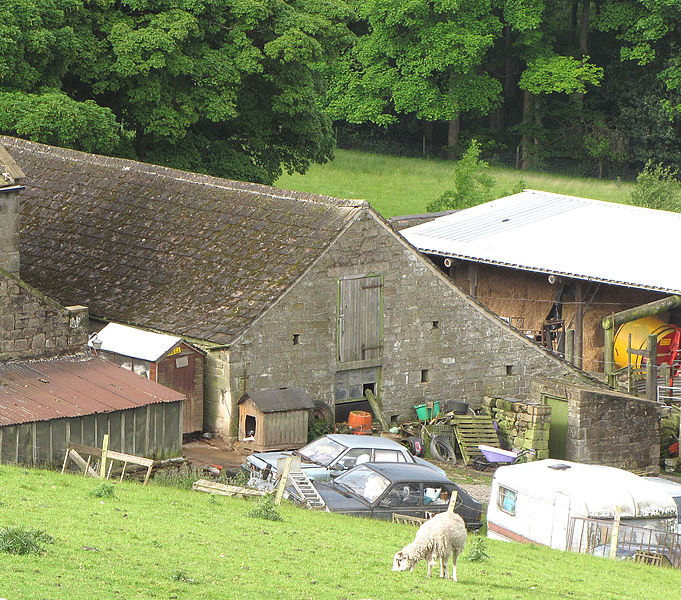 File:Hoyles Farm Barn 1.jpg