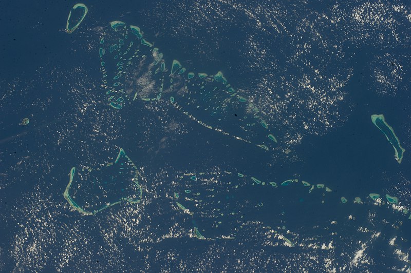 File:ISS039-E-14756 - View of the Laccadive Sea.jpg