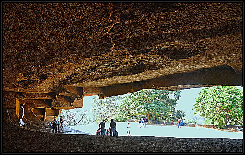 File:KANHERI CAVE AT BORIVALI EAST, MUMBAI, INDIA..jpg