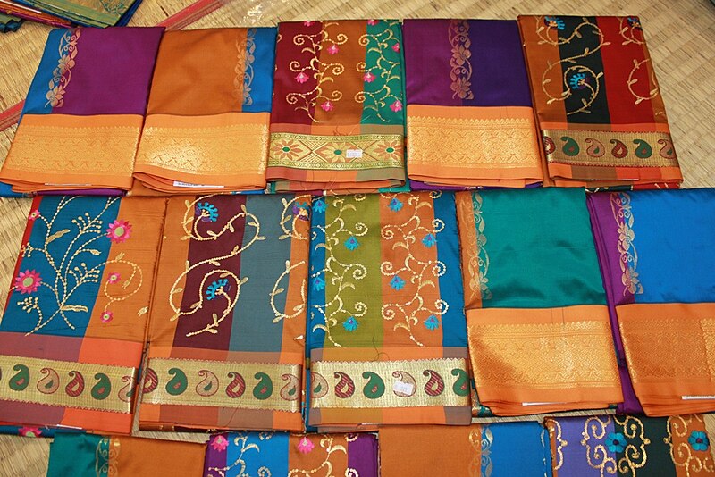 File:Kanchipuram sarees (7642282200).jpg