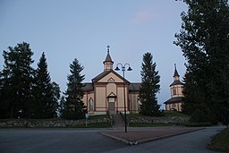 Kannus kyrka och klockstapel