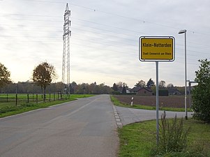 Plaatsnaambord 'Klein-Netterden' aan de Speelberger Straße