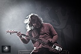 Скотт Ридер — басист группы Kyuss, родоначальника стоунер-рока