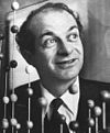 Linus Pauling L Pauling.jpg
