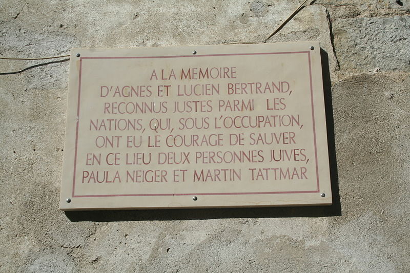 File:Lagrasse plaque Bertrand.JPG