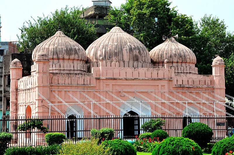 File:Lalbagh Kella mosque, October 2014.jpg