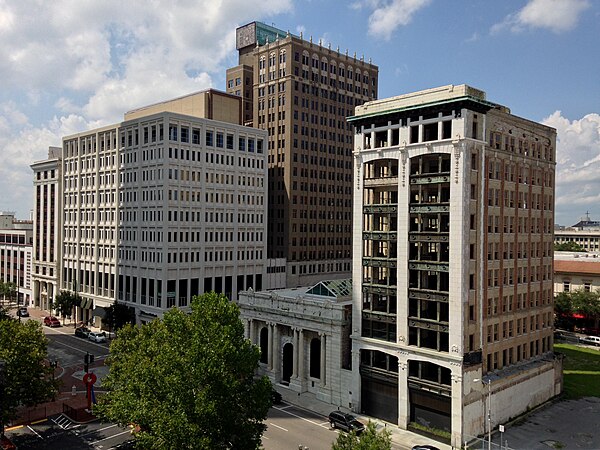 Corner of Laura and Forsyth Streets located in the Northbank Core