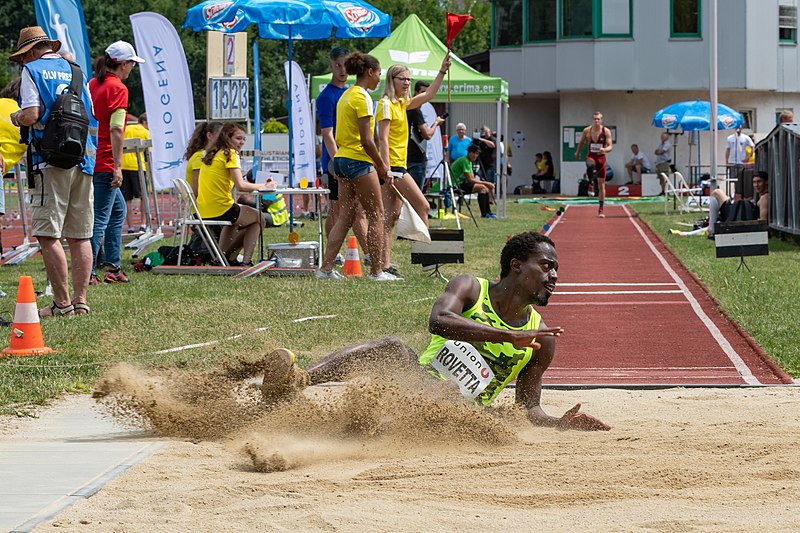 File:Leichtathletik Gala Linz 2018 triple jump Rovetta-6744.jpg