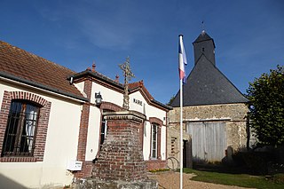 Les Pinthières Commune in Centre-Val de Loire, France