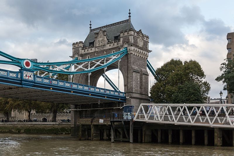 File:London, Tower Bridge -- 2016 -- 4772.jpg