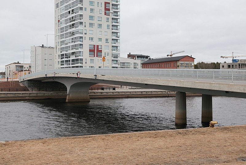 File:Möljä Bridge Oulu 20210425.jpg