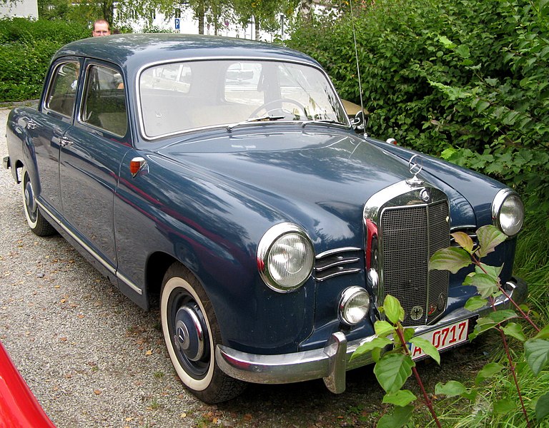 File:MHV Mercedes-Benz W120 1953 01.jpg