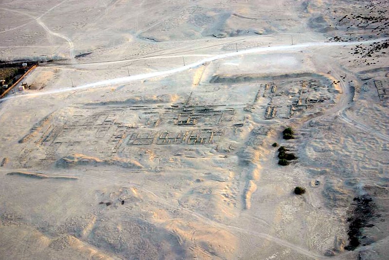 File:Malkata from the air.jpg