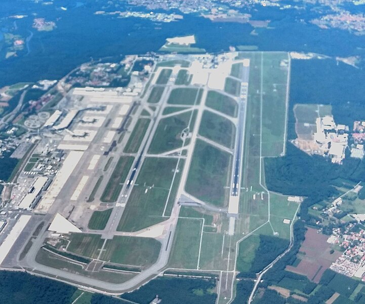 File:Malpensa Airport (cropped).jpg