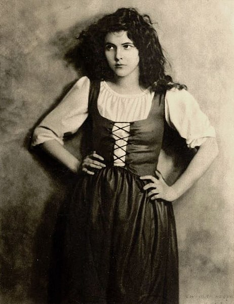 File:Martha-Bryan Allen - Jul 1923 Shadowland.jpg