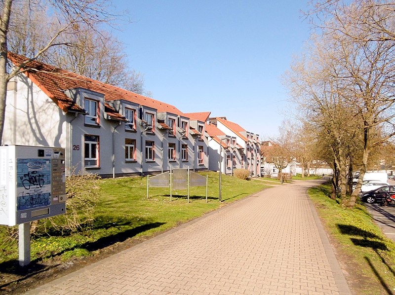 File:Mattschö-Moll-Weg, Aachen.JPG