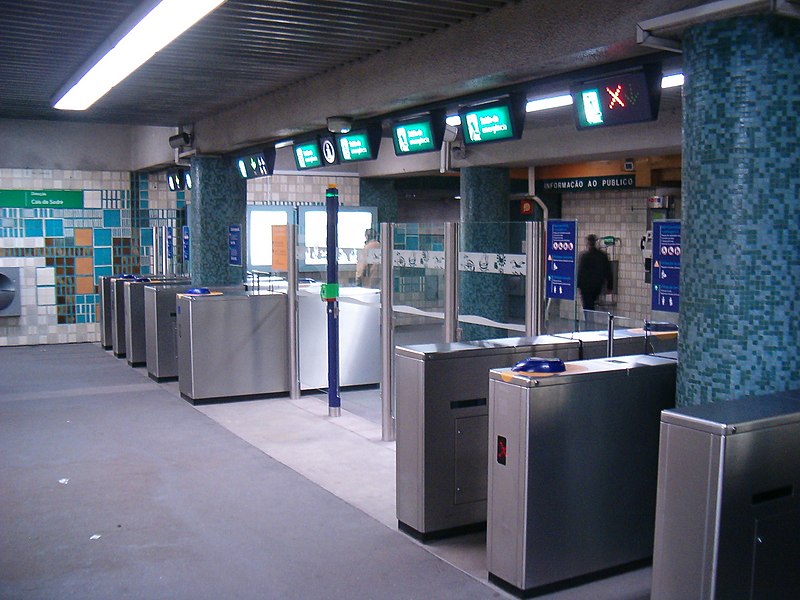 File:MetroIntendenteLx3.JPG