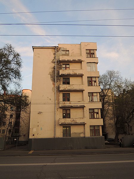 File:Moscow, B.Pirogovskaya, 51 - Red Professors community (2015) by shakko 04.jpg