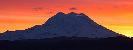 Mount Rainier sunset