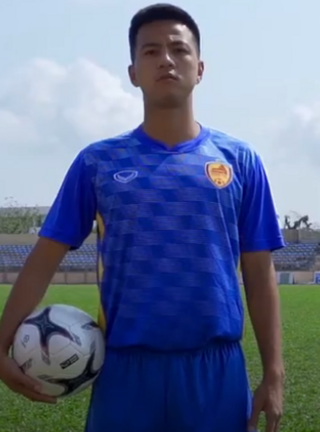 <span class="mw-page-title-main">Nguyễn Hữu Sơn</span> Vietnamese association football player