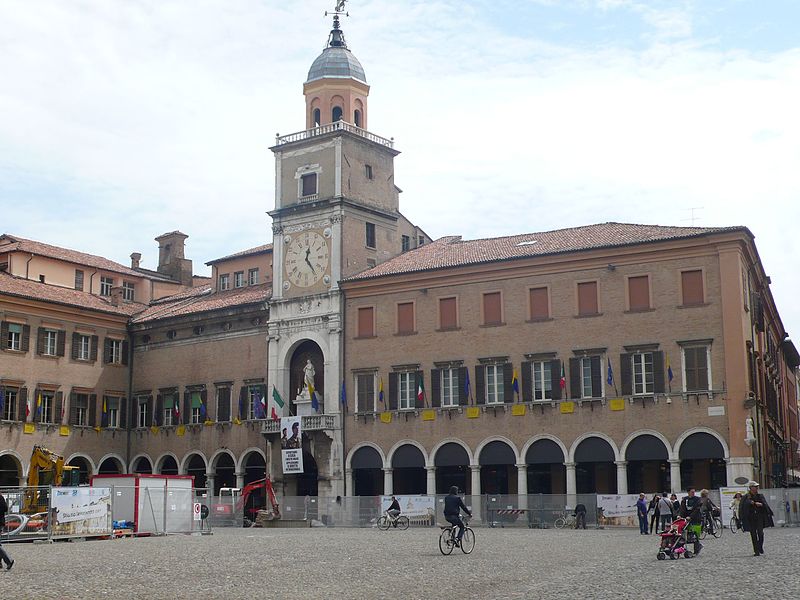 File:Palazzo Comunale - Modena.jpg