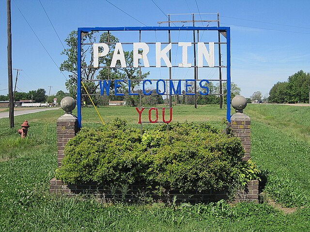 Image: Parkin AR welcome sign 002