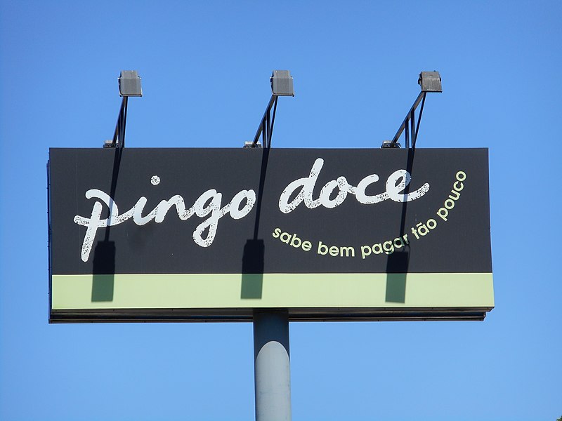 File:Pingo Doce Advertising 11 September 2015.JPG