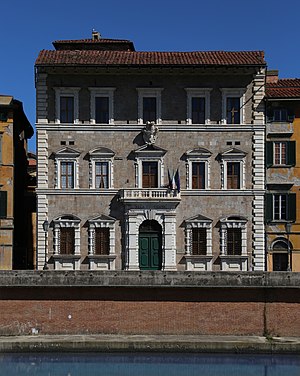 Palazzo Lanfreducci Pisa, palazzo alla giornata 03.jpg