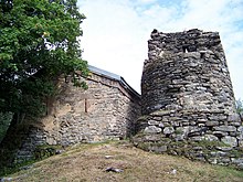 Qorogho Kirche und Tower.jpg