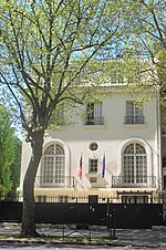 Residence ambassadeur malaisien en France.jpg