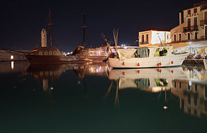 English: Old Venetian harbour of Rethymno Ελληνικά: Ρέθυμνο - Ενετικό λιμάνι Polski: Retimno, stary port wenecki