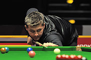 Deutsch: Bild aufgenommen in Berlin während des German Masters im Snooker 2014. Ryan Day. English: Picture taken in Berlin during the Snooker German Masters in 2014. Ryan Day.