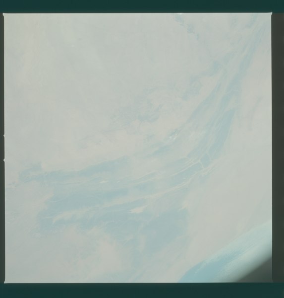 File:STS007-18-834 - View of Mauritania (Raw scan).tif