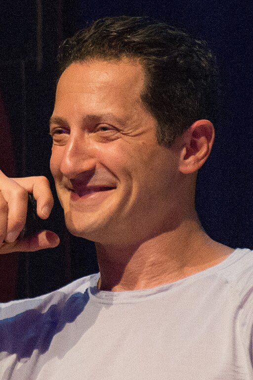 Sasha Roiz (35144561326)