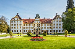 Flügel des Schloss Salem mit Kreisarchiv