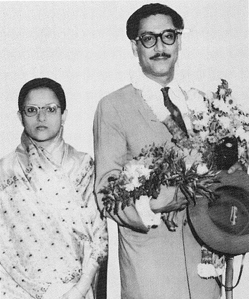 Sheikh Mujibur Rahman and his wife Sheikh Fazilatunnesa Mujib, in 1955