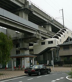 沼南駅前広場