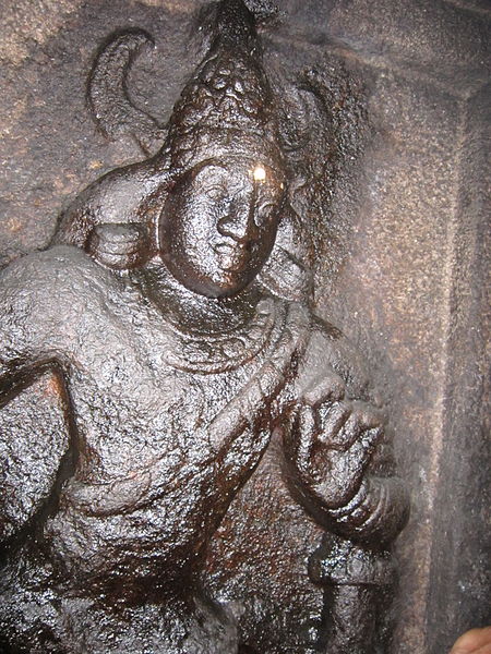 File:Siyamangalam 7 dwarapalaka sculpture.JPG