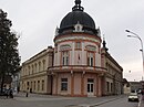 Zdanje „Srpskog doma“, u kome pozorište zauzima levo krila na slici