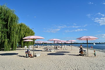 File:SugarBeach9.jpg